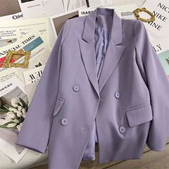 女性用の紫色のスーツジャケット、春と秋の新しい韓国スタイルのルーズカジュアルファッショナブルなトップス、白いダブルブレストスーツ