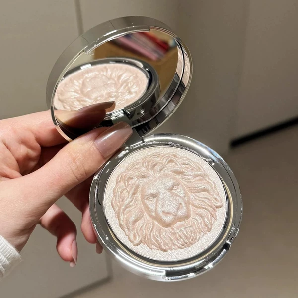 Lion Ginger Highlighter Fine Glitter Contouring Shimmer Powder Nose Contouring Brightening Face Pearlescent Water-Gloss Eyeshadow 3-in-1 Palette
