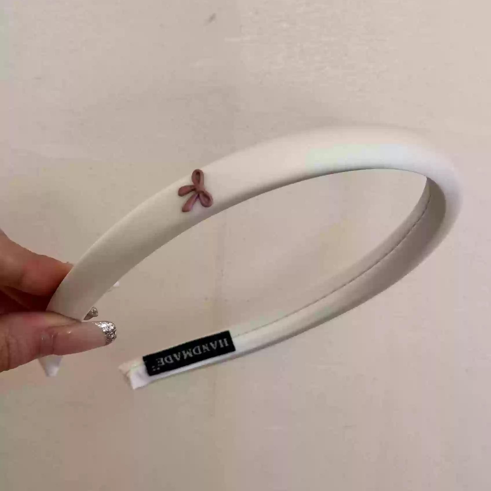 Alta calidad, lujo ligero, pequeña esponja fresca, diadema de color fino, venta al por mayor para mujer, paquete de pelo superior de cráneo alto, horquilla de lavado de cara de verano