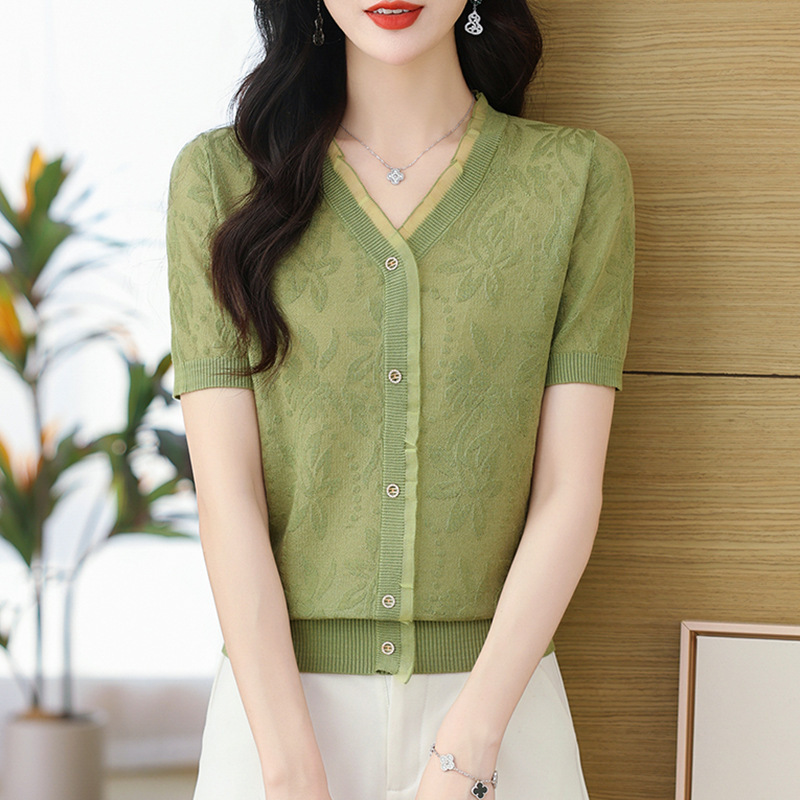 夏服 2025 新しいママスタイル半袖トップ薄いアイスシルクセーター V ネック半袖女性の Tシャツ|undefined