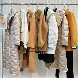芭蒂娜BADINA25冬新款羽绒服外套品牌撤柜上衣裤子女装折扣批发
