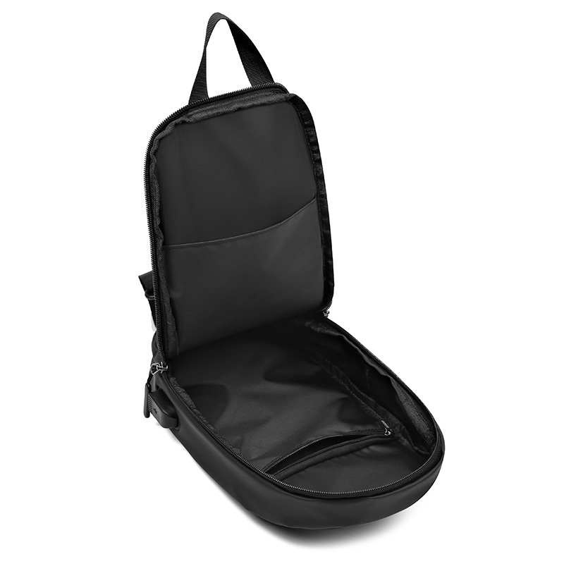Bolsa de pecho de membrana de cuero para hombre de carga inteligente USB, bolsa de pecho de hombro casual de moda, reducción de carga, conveniente bolsa de mensajero al por mayor