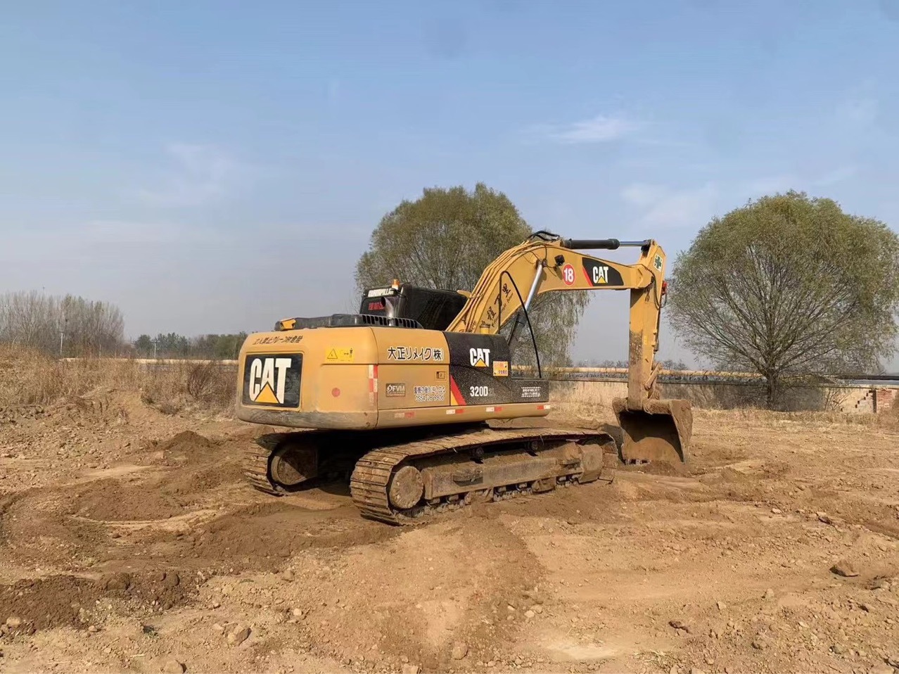 Comercio exterior 320D venta caliente de segunda mano cartel 320 323 línea de exportación de excavadoras