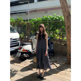 后背V领绑带格纹连衣裙女夏季新款复古宽松显瘦气质长裙