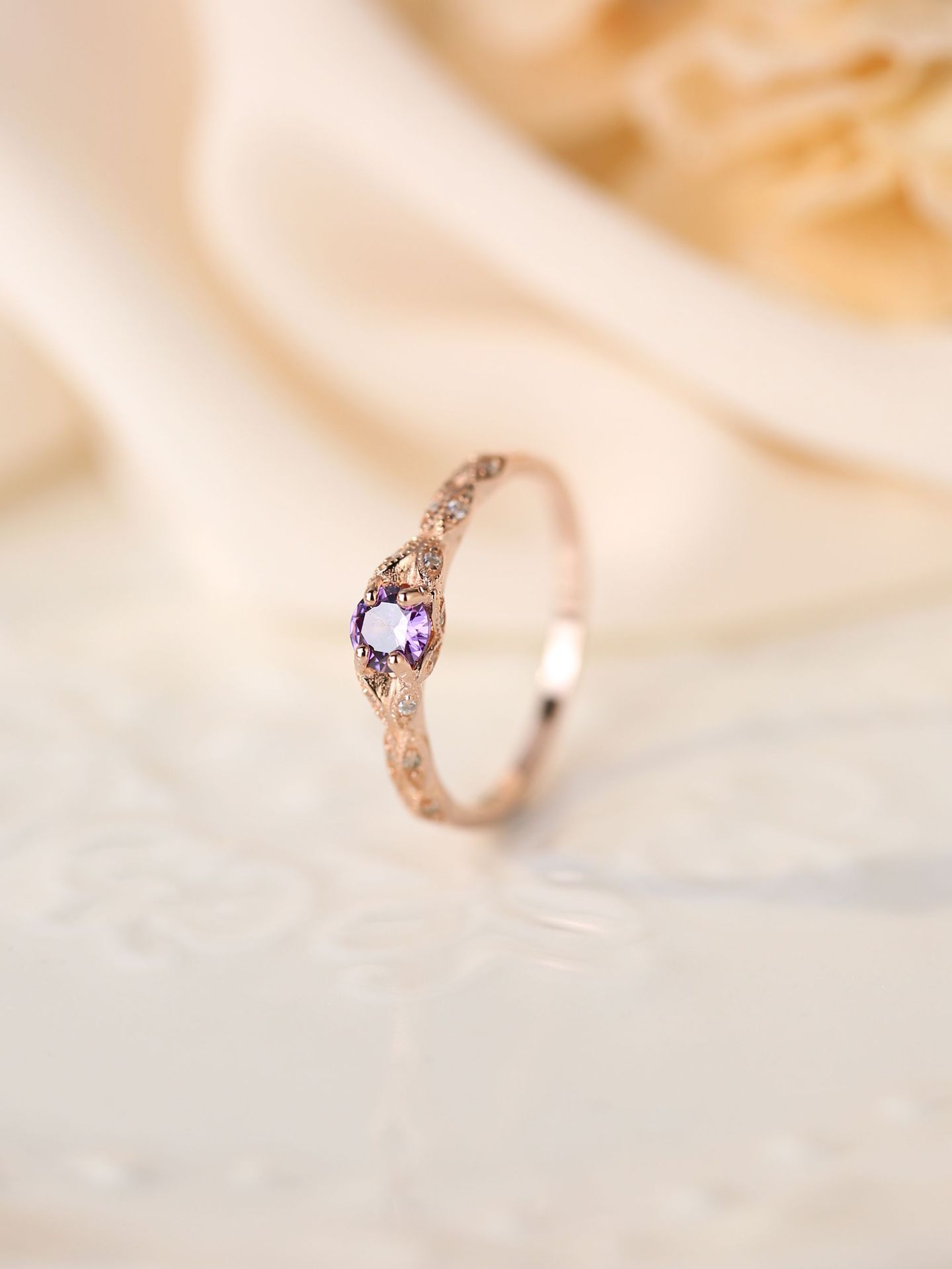 Amazon S925 Sterling Silver Light Luxury Amethyst Zircon Lady's Ring European and American Simple Fashion Gemstone Ring