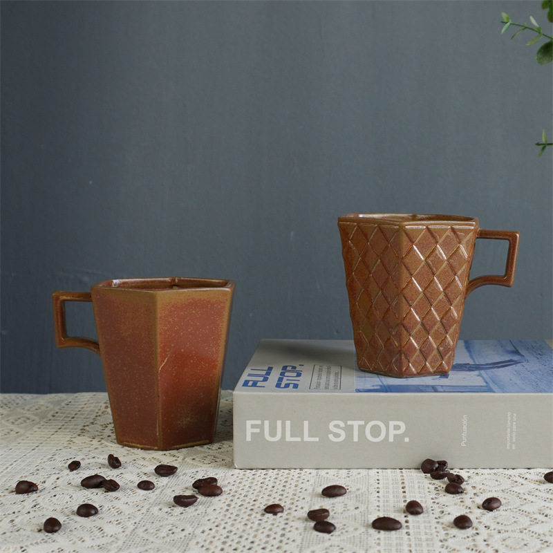Grobkeramik-Vintage-Becher mit kreativem Henkel, hochwertige Kaffee- und Frühstückstasse im orientalischen Stil_voghion.com