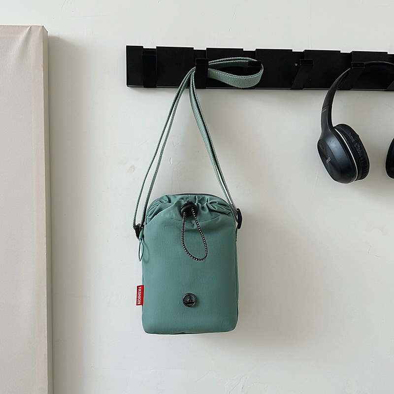 Nuevo bolso cruzado, bolso multifuncional para teléfono móvil, bolso de hombro informal impermeable, bolso para botella de agua, bolso para taza de agua para deportes y fitness para mujer