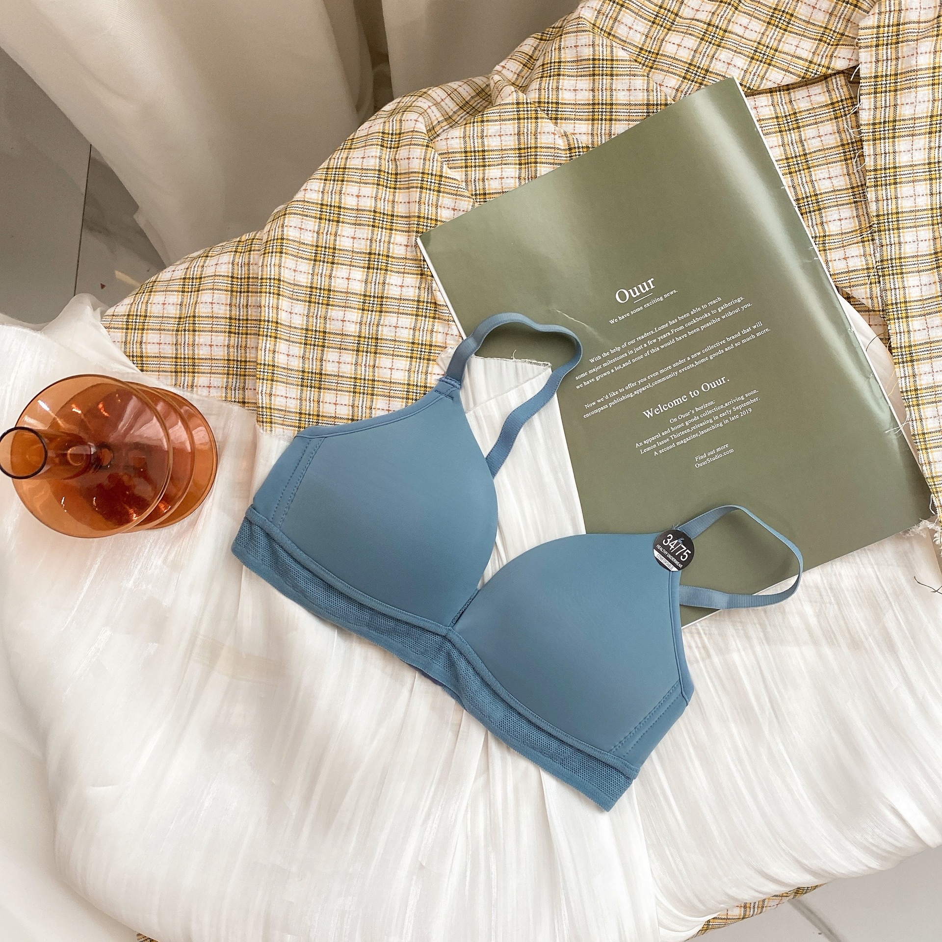 Copa triangular sin costuras