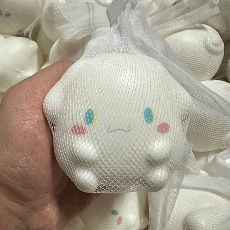 上海人形フィギュア、低反発卸売人形機、子供用おもちゃの装飾品、ストール、減圧、ピンチ工場|undefined