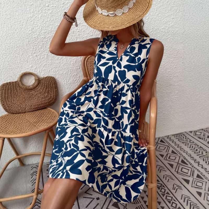 European and American Summer New Women's Clothing Bohemian Fashion Loose V Neck Pleated Sleeveless Vest Printed Dress for Women
