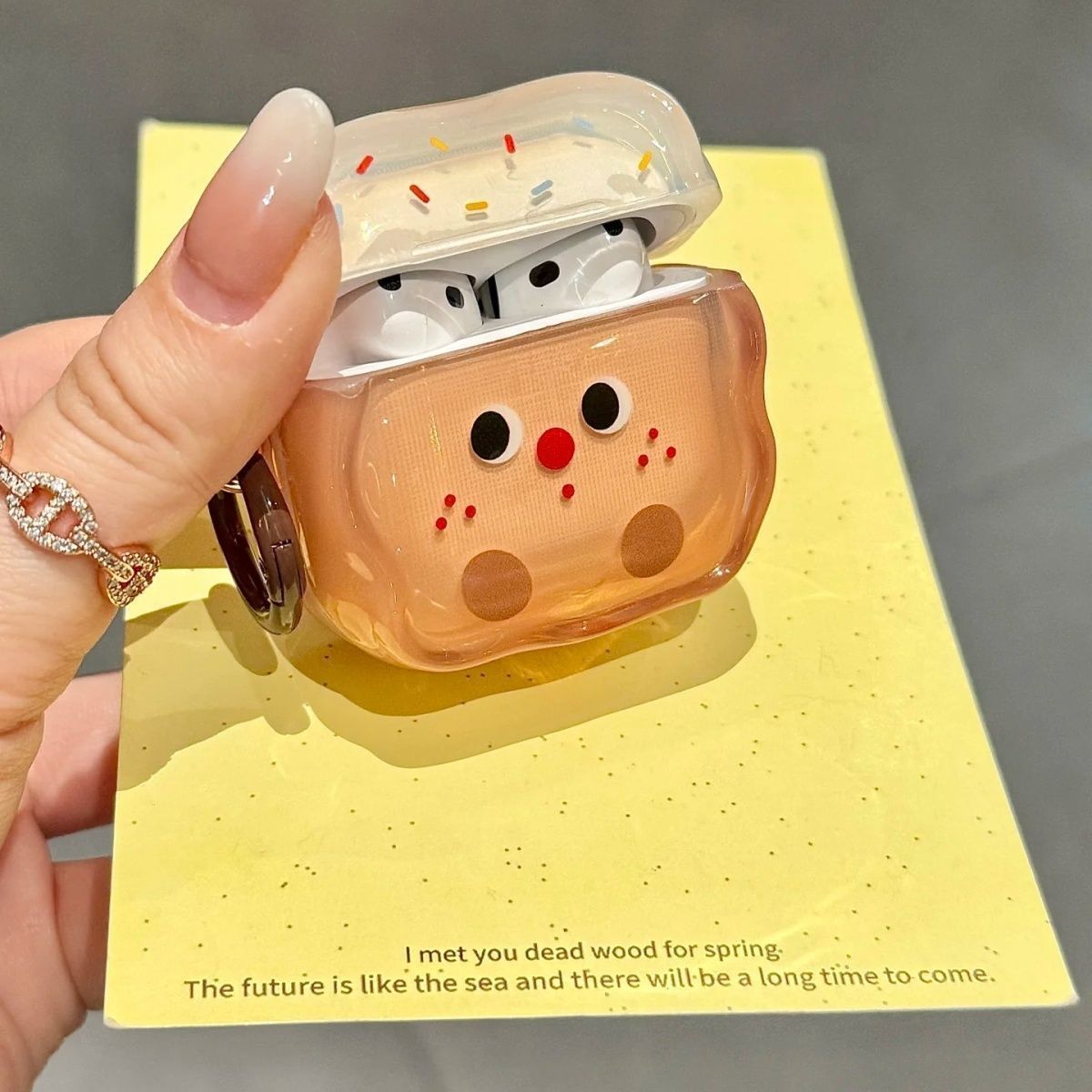 Pequeño pastel de pecas para Apple Airpods 4 generación, estuche Bluetooth Airpod Pro3 auriculares 5 generación image 2