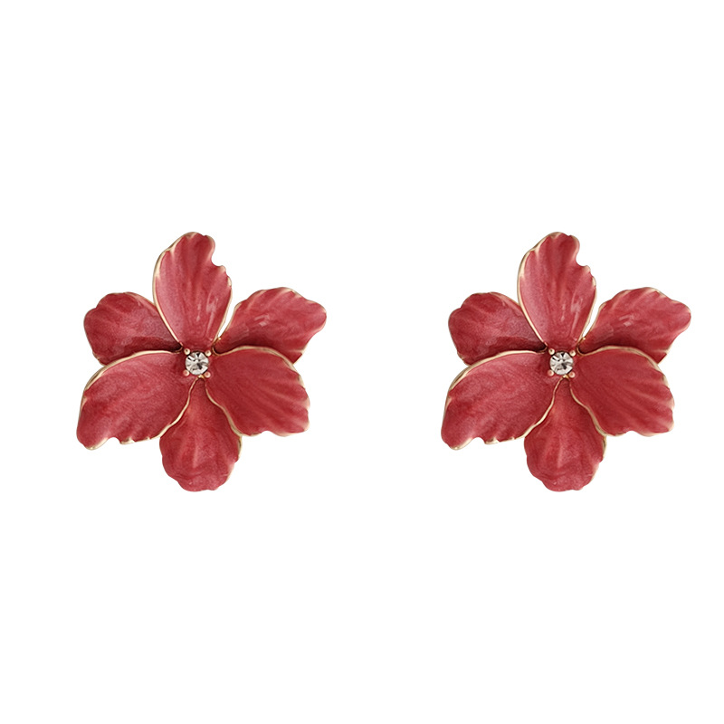 Brand elegant fashionable earrings