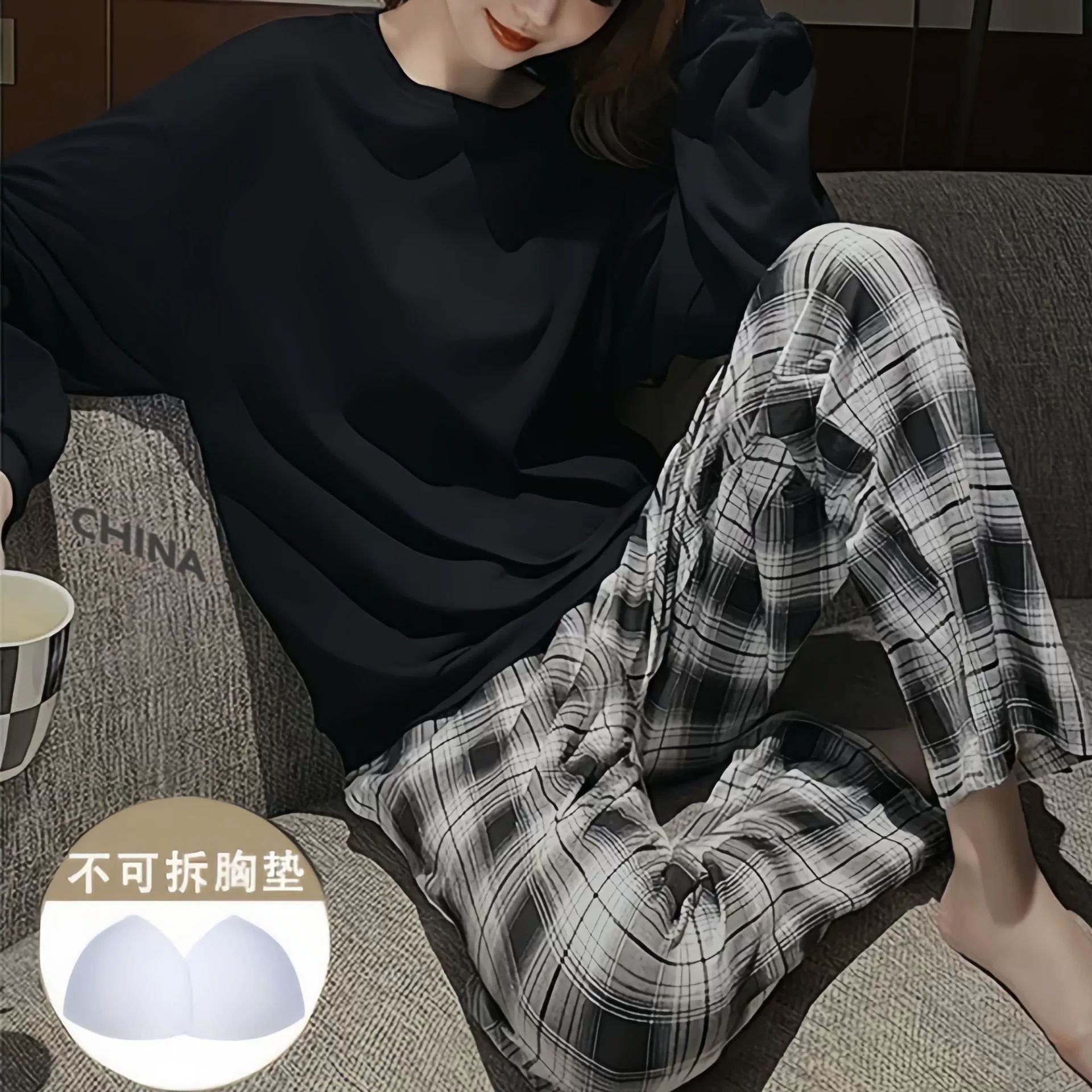 703# 검정색 줄무늬