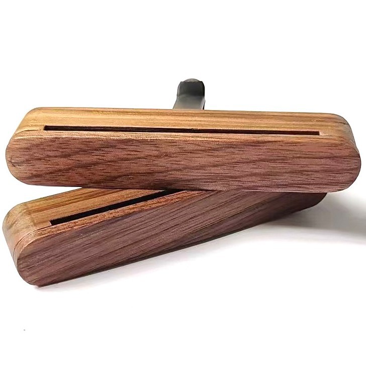 Productos explosivos transfronterizos de automóviles de alta calidad aromáticos aire acondicionado salidas de aire adornos perfumes fragancias fabricantes de suministro de madera