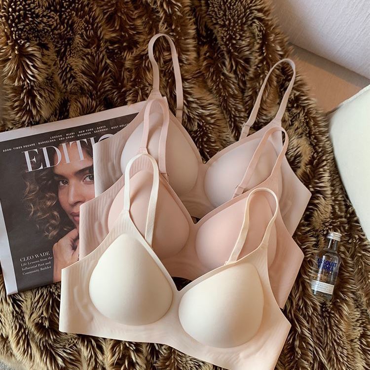Underwear for Women with Small Breasts, Breathable, Seamless, Wire-Free, Lifting Bra, Soft Support to Prevent Sagging Underwear for Women with Small Breasts, Breathable, Seamless, Wire-Free, Lifting Bra, Soft Support to Prevent Sagging