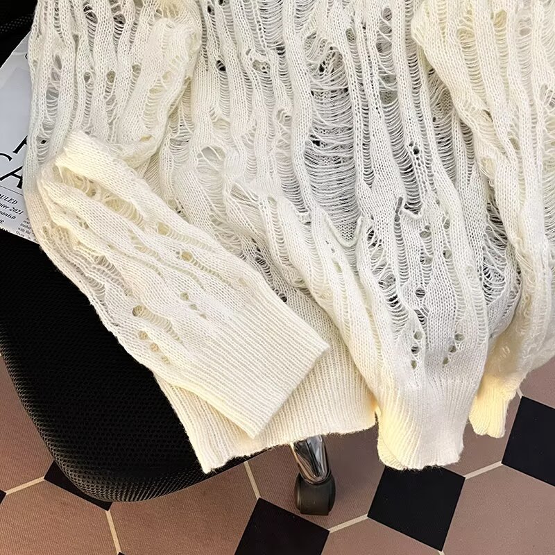 Übergroßer, lässiger Strickpullover für Herren mit einzigartigem Cut-Out-Design. Lockere Passform, lange Ärmel, bequemer Pullover für den Alltag (mehrere Farben)_voghion.com