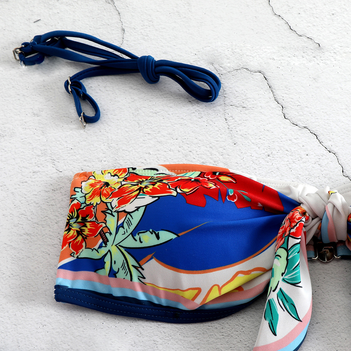 Tube Top Printed Bikini bottom detail