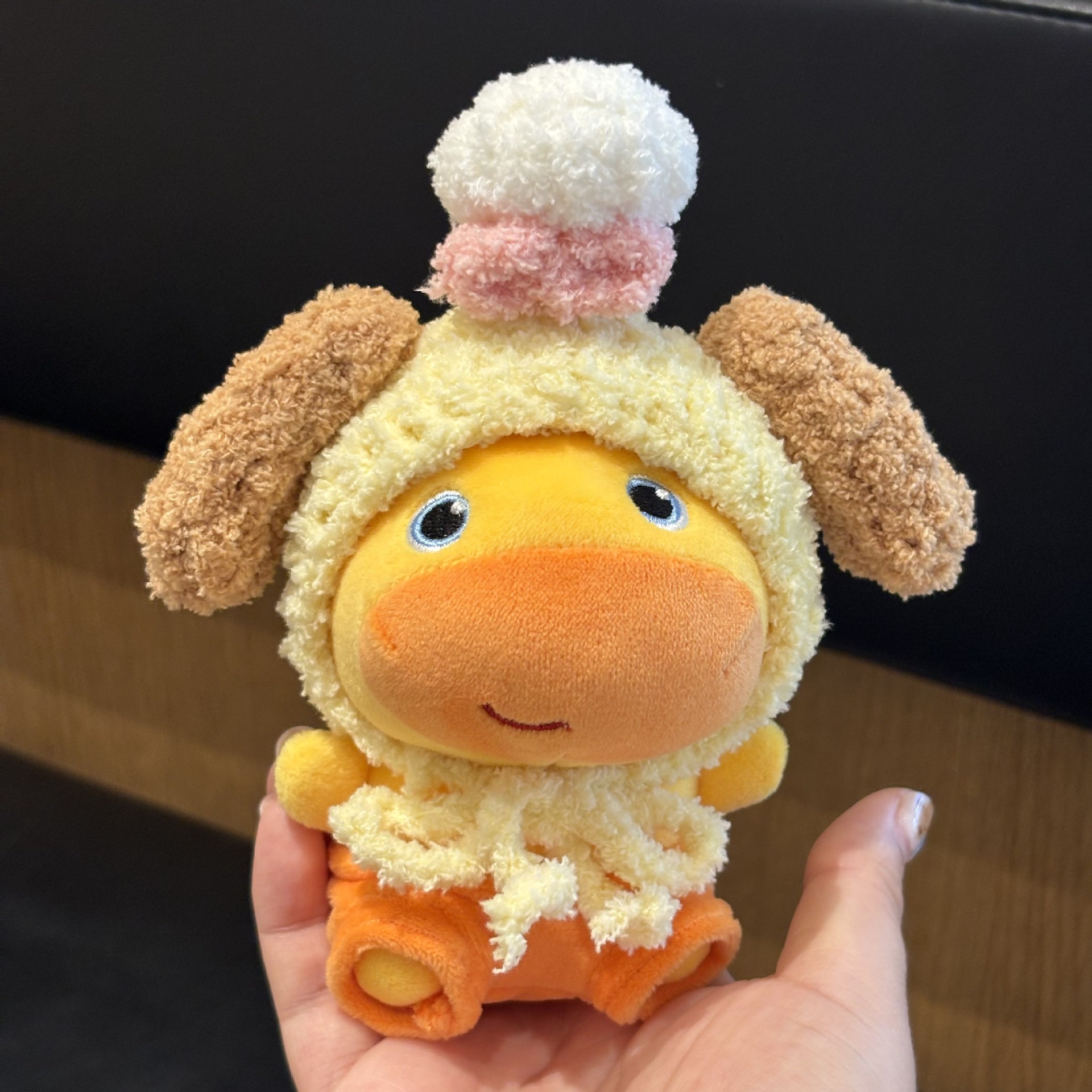 Puppy style - sitting lulu