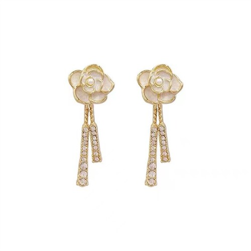 Mosquito-coil disc ear clip without piercing, high-end earrings 925 niche pearl flower retro earrings jewelry wholesale for women