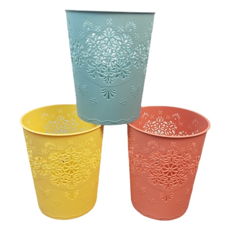 Venta al por mayor de basura de plástico para el hogar pequeña cesta de papel 2 yuanes tienda de departamento de cocina hueca basura puede estancar bote de basura de plástico