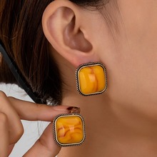 欧美跨境时尚方形仿蜜蜡几何不规则耳钉高级感时尚简约气质百搭潮