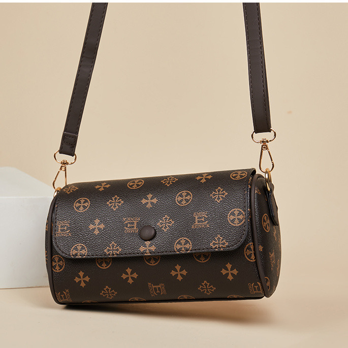 Cylindrical Bag for Women 2026 New Spring and Autumn Crossbody Underarm Small Square Bag Soft Leather High-End Shoulder Bag for Women