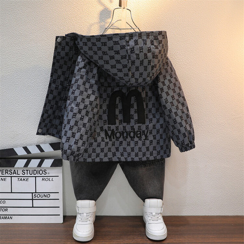 Boys' M-shaped jacket  spring and autumn new style children's trendy and cool hooded windbreaker, handsome and popular outerwear for children and middle-aged children