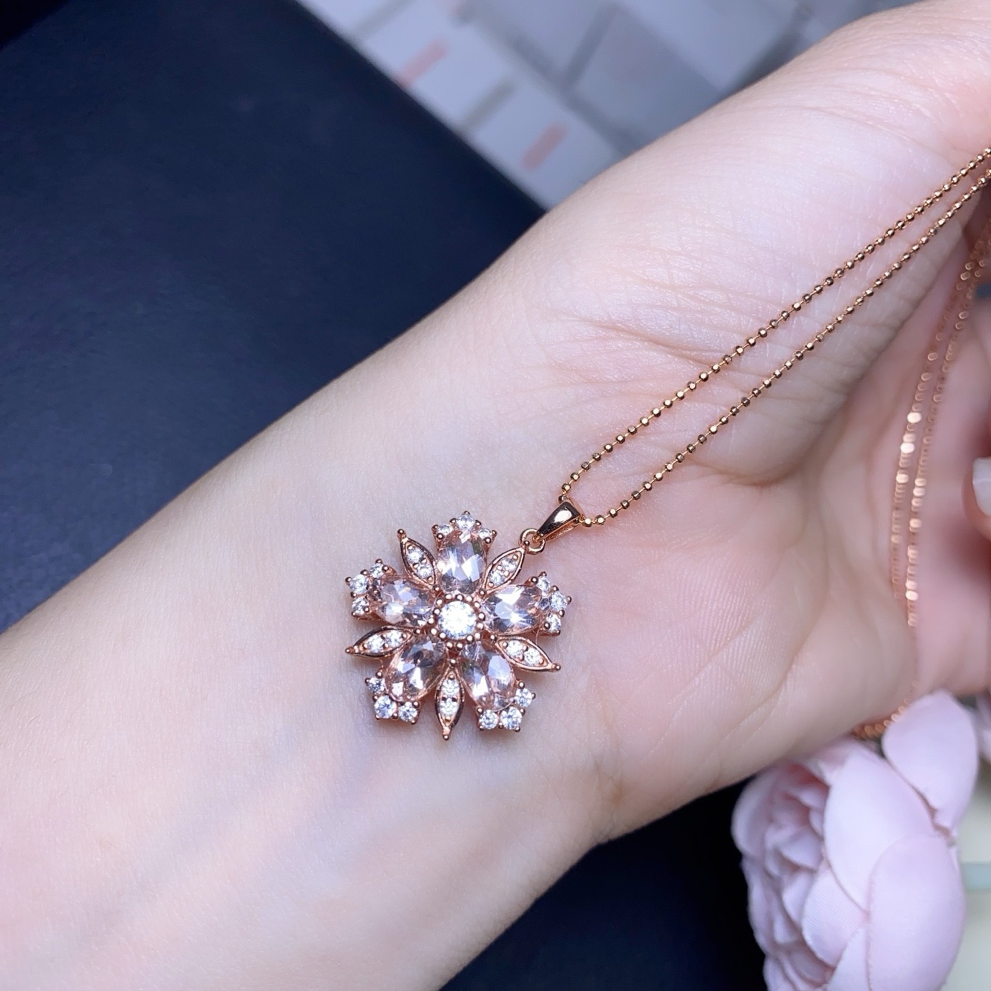 Natural Morganite Pendant, crystal is clean and the color is unique. S925 silver with color plating, main stone 4*6mm