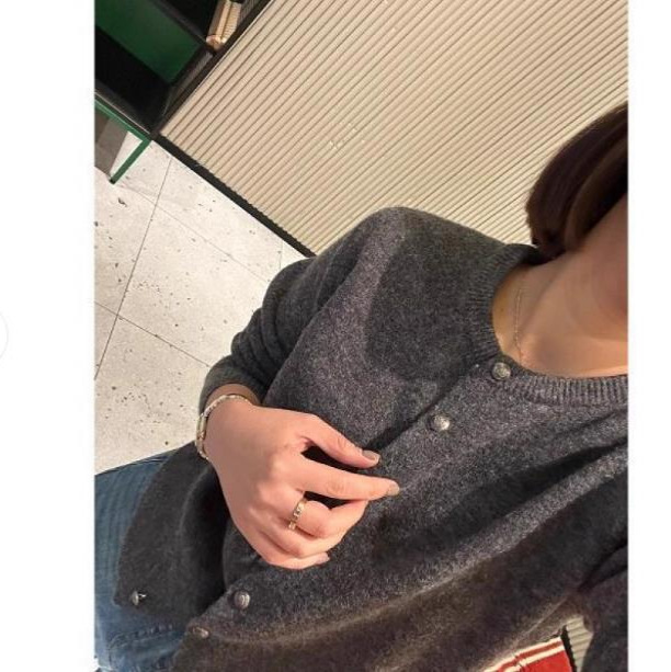 显白复古绿软糯显气质毛衣外套女2025秋冬新款显瘦藏肉针织开衫潮|undefined