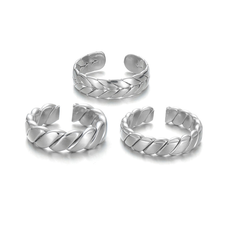 Nihaojewelry wholesale jewelry retro titanium steel carved open couple ringpicture5