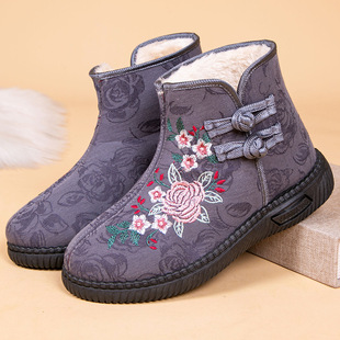 Winter embroidered shoes old Beijing cloth shoes women's fleece-lined thickened warm shoes in the tube snow boots mother cotton boots wholesale