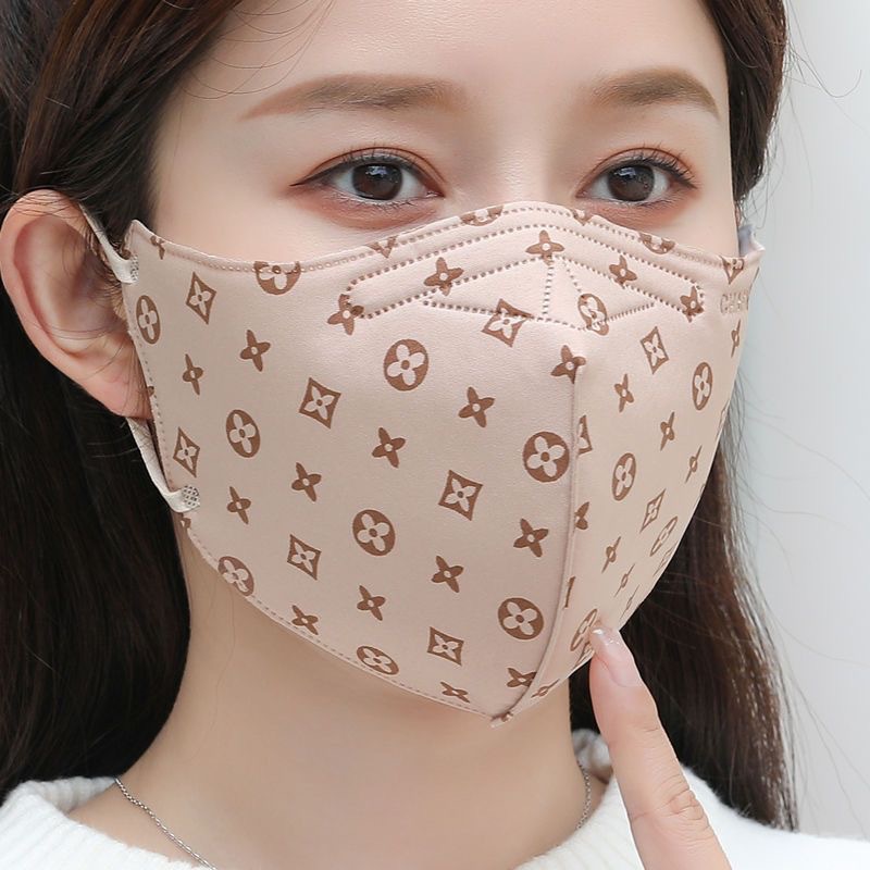 C09A09292E01B1B2E8332073F4E8CF