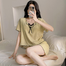 �羳ŷ��Ůʿ�Ҿӷ����п��⴩˯��Ů��װ�����Ըд��������̿�