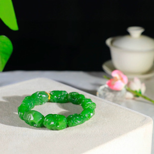Jin Yu Tang Xinjiang Hetian jade jasper hand string with perfect quality and exquisite craftsmanship to carve Buddha "and" blessing"