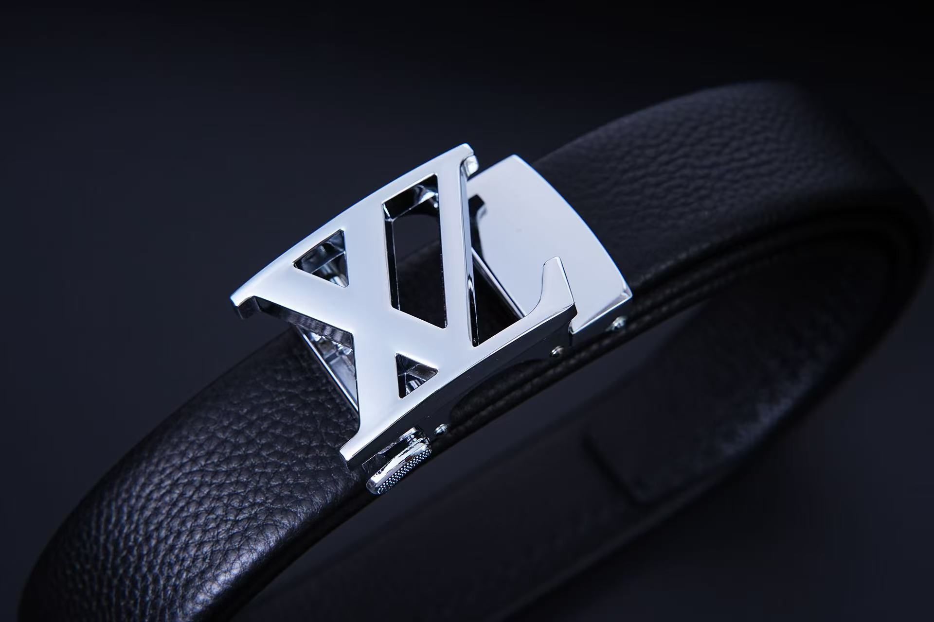 Silver v automatic buckle / 100cm