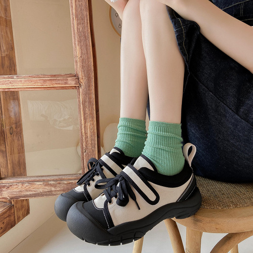 New Japanese double-needle pile socks ins trendy green spring and autumn mid-length Korean socks solid color women's white socks
