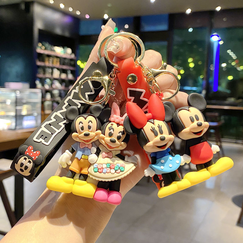 Cartoon Mickey Mouse Family Keychain 3D Figurines Mickey and Minnie Cute Couple Small Gift Bag Pendant Cartoon Mickey Mouse Family Keychain 3D Figurines Mickey and Minnie Cute Couple Small Gift Bag Pendant
