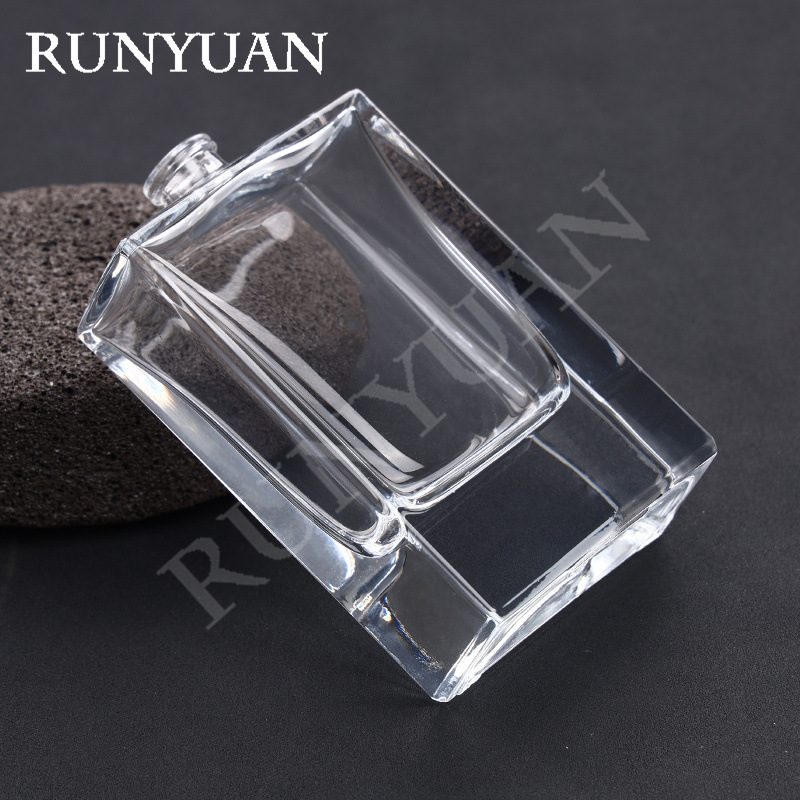 厂家现货直销火抛50ml扁方香水瓶 质感通透高品质玻璃香水分装瓶