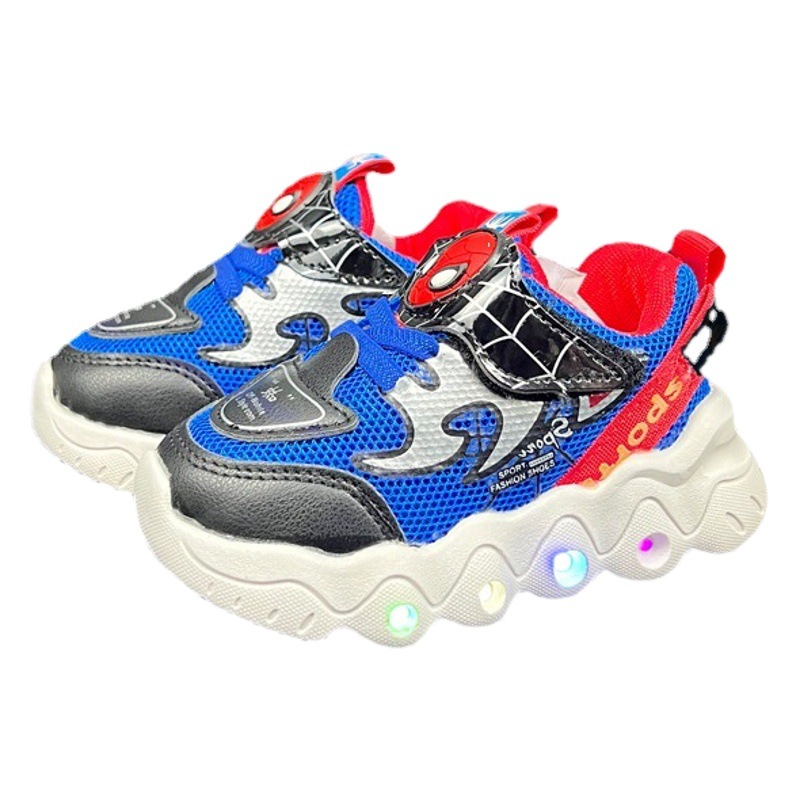 La Primavera de los nuevos muchachos antideslizantes de fondo suave luz-En suela casual deportes azul malla transpirable zapatos para niños ventas directas de fábrica