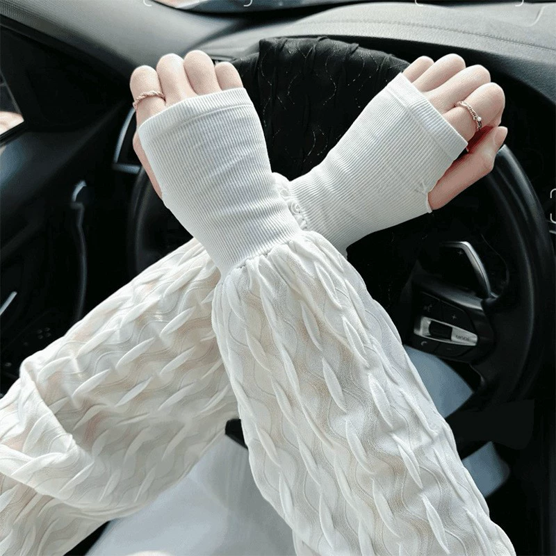 Waterproof polyurethane sleeves for oily skin, (Physicals)