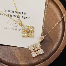 戒指;项链;手链