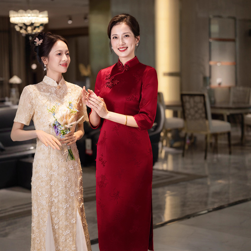 Meifuna Manufacturer Directly Supplies Mother's Wear Burgundy Acetate Cheongsam Wedding Banquet Wedding Mother-In-Law Dress Autumn and Winter New Style