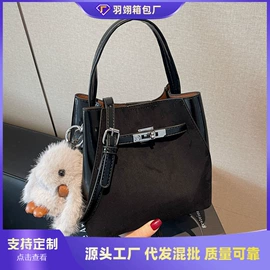 女士斜挎包;女士单肩包;女士双肩包