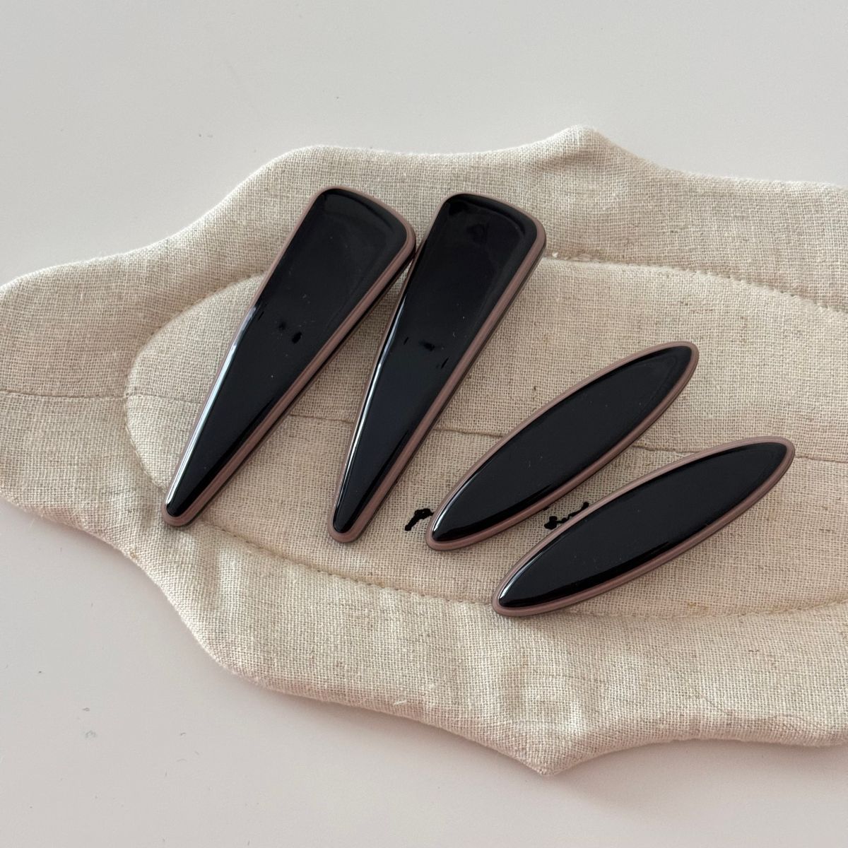 12g Weight Hair Clip Hair Accessories Type 1 Piece Quantity Alloy, Acetic acid sheets Material Triangle, Oval Pattern Women's Gender Coffee, Black Color Women's Side Hair Clip With Tassel Alloy Hair Clip Oval Duckbill Shape Hair Accessory Hair Clip 8