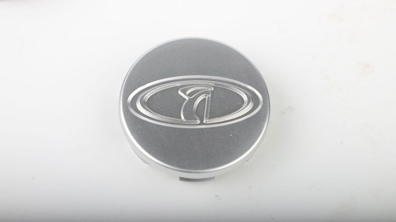 ラダ（LADA）ホイールキャップ装飾カバー、光沢シルバータイプ、ホイールセンター装飾穴カバー、卸売販売、在庫あり|undefined