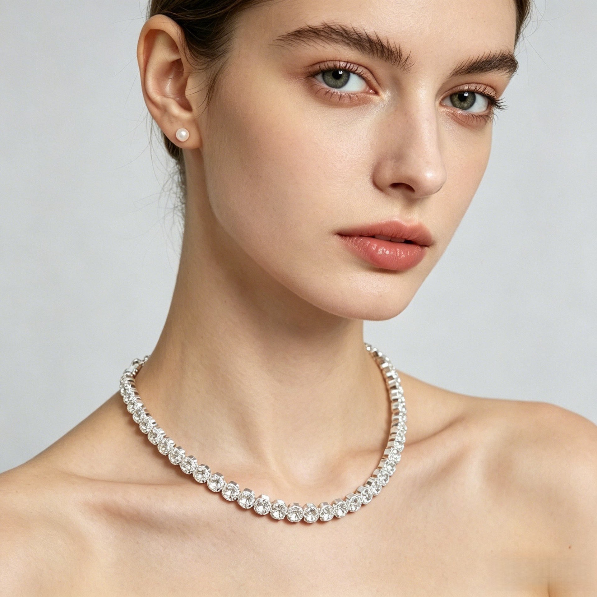 New Style Rhinestone Exaggerated Large Diamond Single-Row Necklace Bridal Choker Necklace for Women, Diamond-Studded Personalized Stage Runway Choker