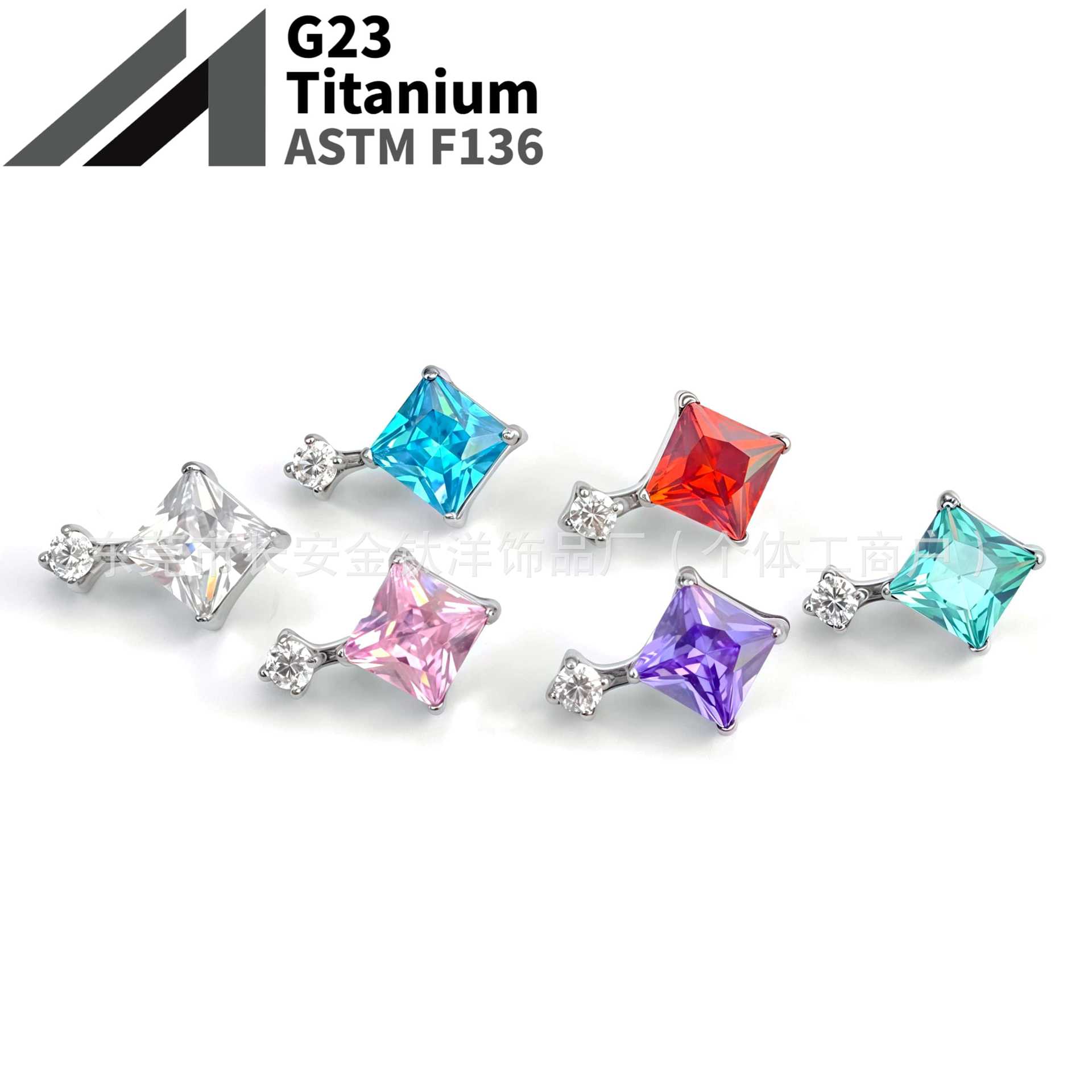 16G labret stud size and finish detail
