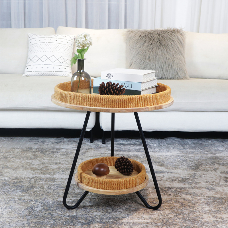 Sala de estar de lujo ligera mesa de té nórdica simple redonda de dos pisos en el lado de varios hoteles de alojamiento residencial al lado del sofá de varias mesas redondas