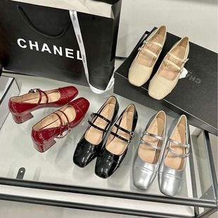 2025 Spring and Autumn New French-Style Chunky Heel Niche Women's Shoes Paired with Skirts, Square-Toed Mary Jane Shoes