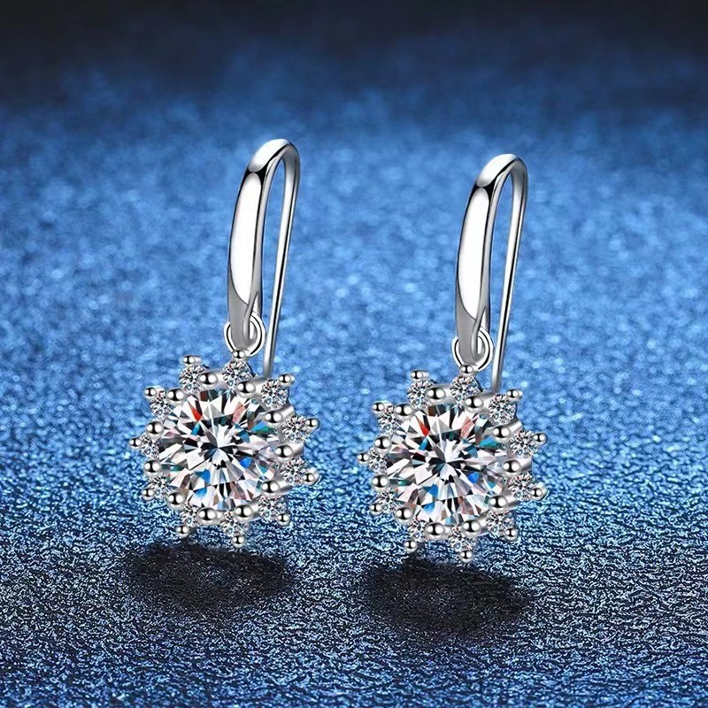 Orecchini a girasole in moissanite 1 carato placcati oro_voghion.com